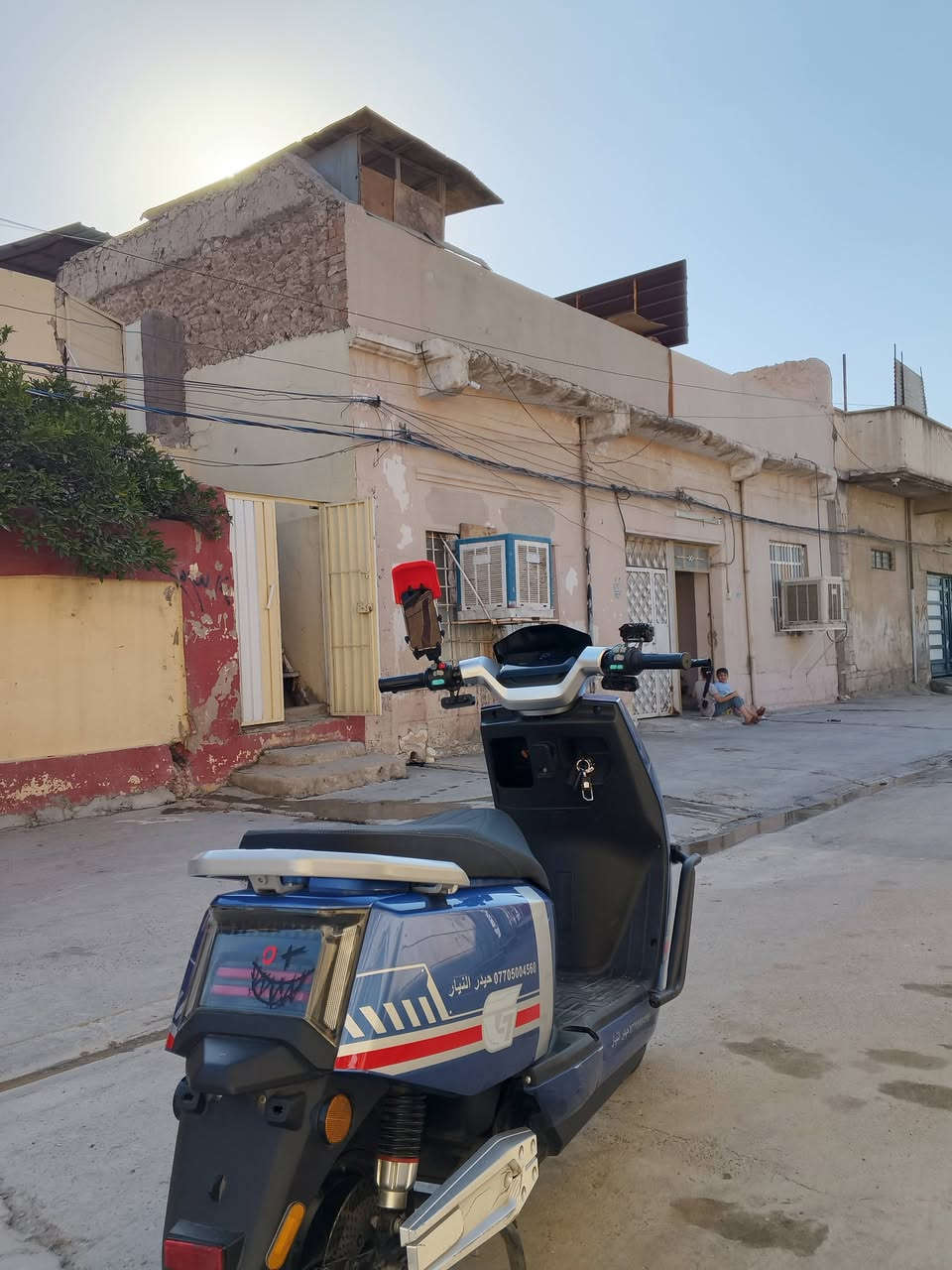 سلام عليكم ماطور شحن اللبيع 
مواصفاته
دبل اشاره
اشاره يمين يسار
لايت عالي ناصي
نضام السرقه
نضام p للوقوف
نضام R للرجوع للخف
وشاشه لعرض العطال
دبلات غاز وبريكات هايدروليك
السعر 600
للتواصل *********** بي وتساب
