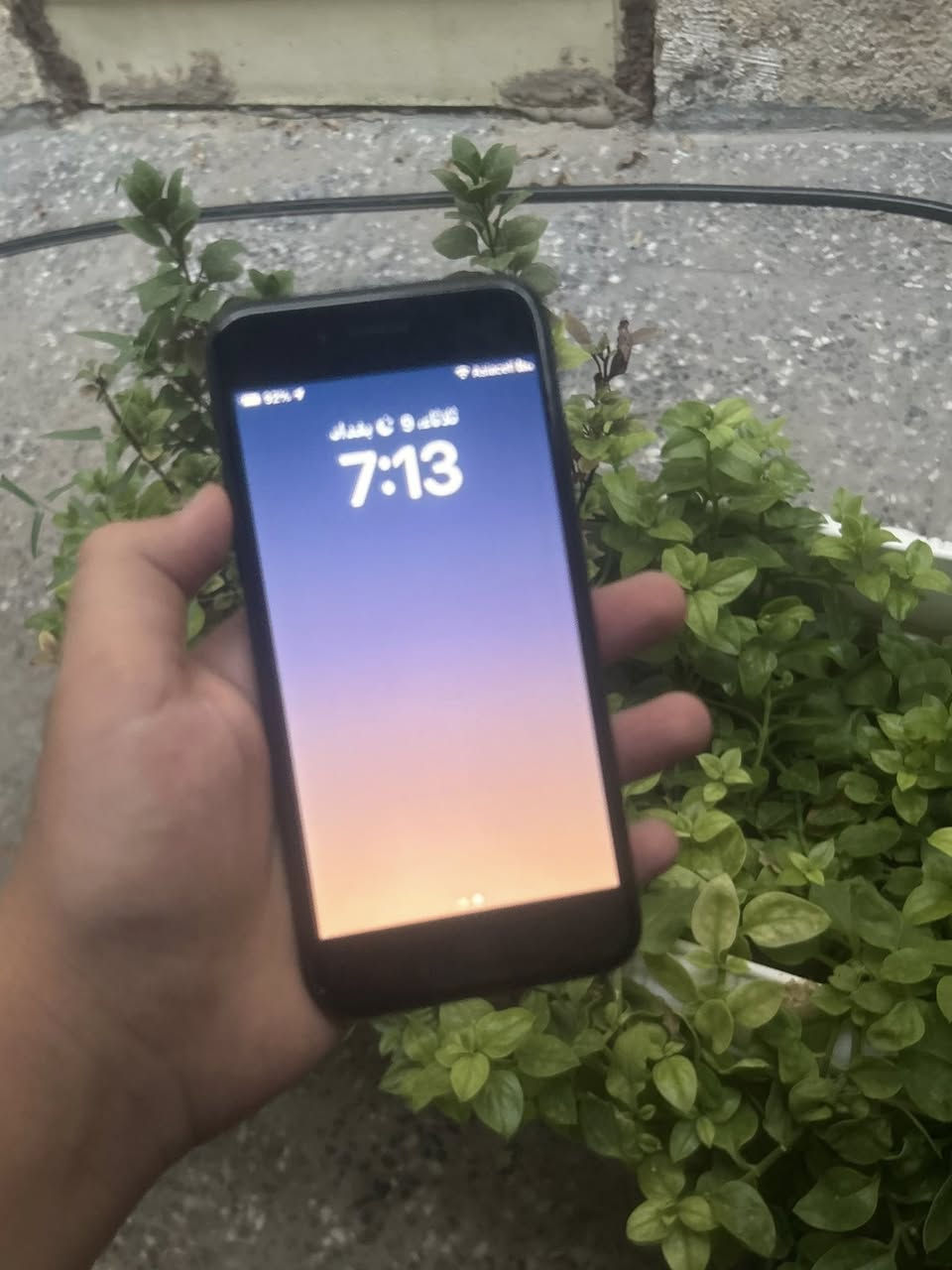 سلام عليكم
آيفون SE جيل 3 2022 للبيع
بطاريه 92 
ذاكره 64 
(الجهاز مواصفات آيفون 13 معالج آيفون 13 كامرات تخبل )
كله شغال ومابدل شي
مكاني بغداد
سعره ب 250 وبي مجال
رقمي *********** وتساب
