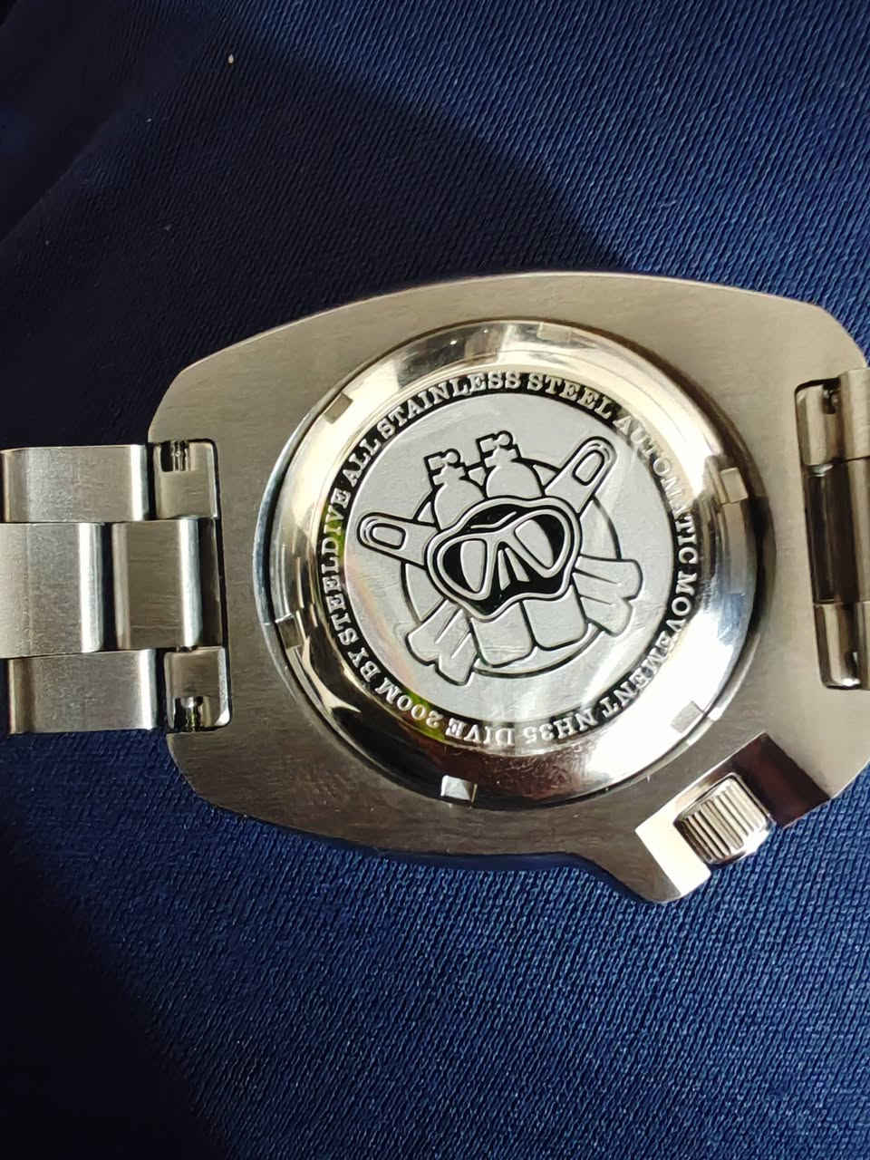 ستيل دايف اصلي مكينه ياباني
للبيع غير مستخدمه مع كافه الملحقات
السعر ١٧٠


**إذا كنت صاحب هذا الإعلان وتريد حذفه لأي سبب، رجاءا أرسل رسالة إلى الدعم الفني**