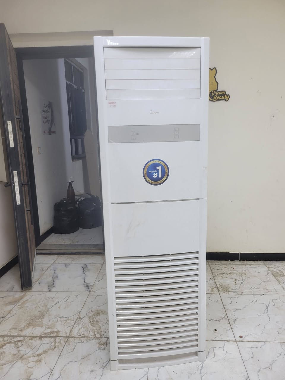 سبلت ميديا ٣ طن انفيرتر تحكم امبير مستخدم ٤ اشهر شغال وكامل غازه مقفول غراضه كاملة تدفئة تبريد المكان بغداد 
للاستفسار ***********
