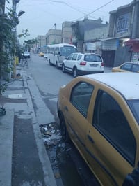 رينو لوكان 2009كير مكينه خير من الله دواخل السيارة حلو صدرهه نعمه مرتب...