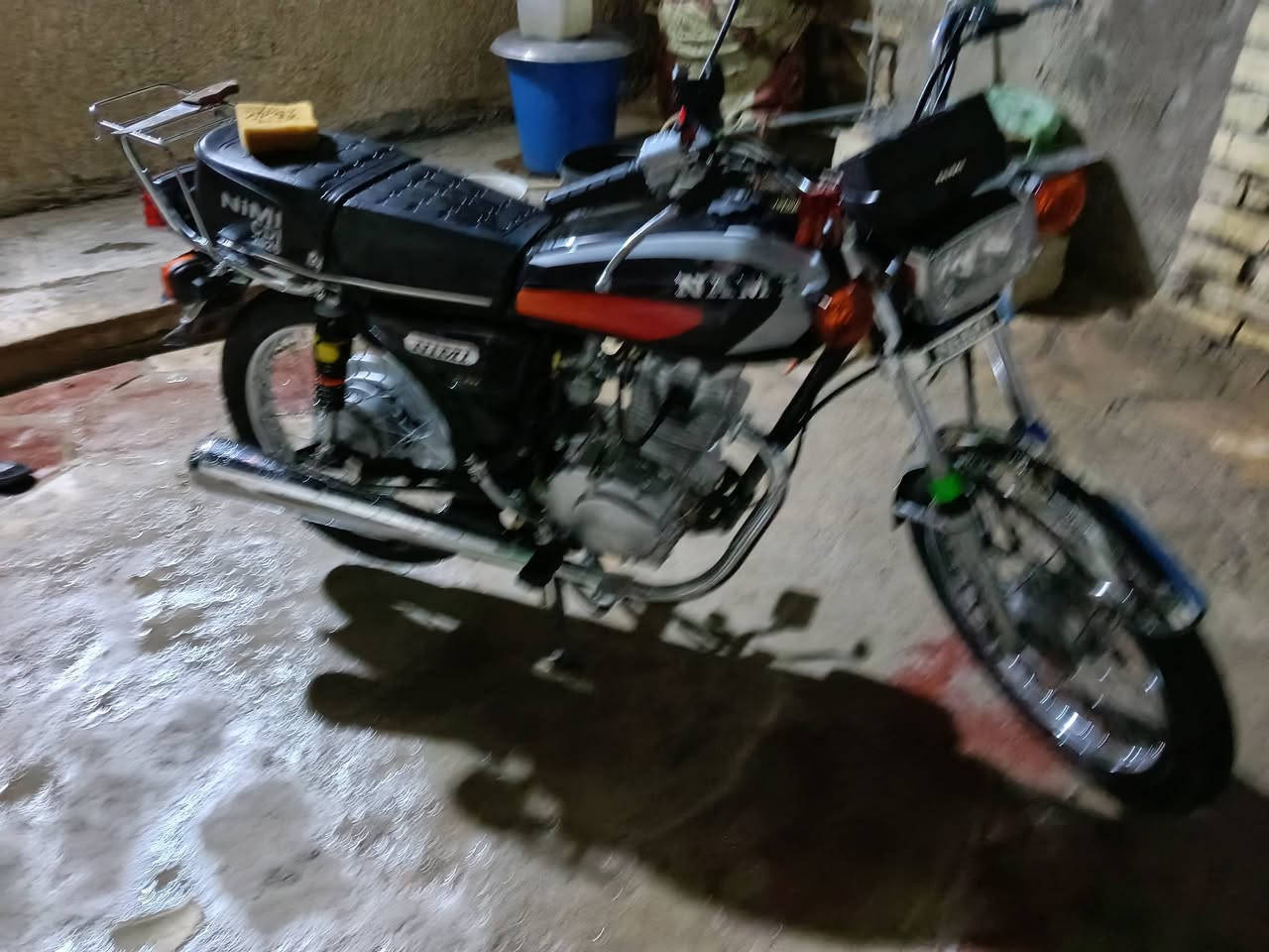 السلام عليكم 
دراجة نامه للبيع دراجة نضيفه شوفت عينك موديل 2026 اوراقهه كامله السعر 700 وبيه مجال العنوان بغداد البلديات رقم الهاتف ***********
