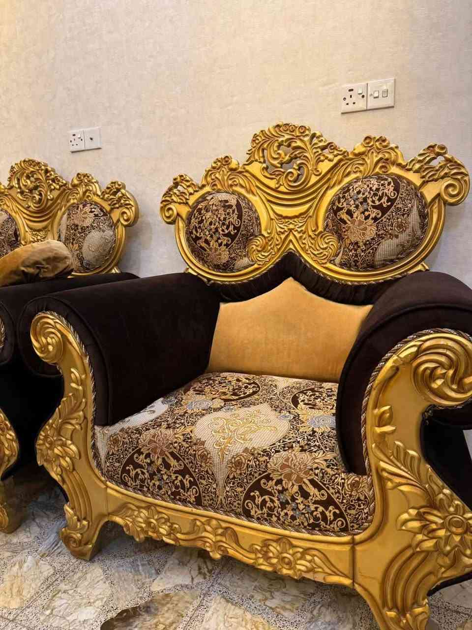للبيع
طخم عراقي تفصال ١٠ مقاعد اخو الجديد 
سعر الشراء مليون ونص 
سعر البيع ٦٠٠ وبيه مجال 
العنوان بغداد الغزالية شارع جامع المهاجرين


**إذا كنت صاحب هذا الإعلان وتريد حذفه لأي سبب، رجاءا أرسل رسالة إلى الدعم الفني**