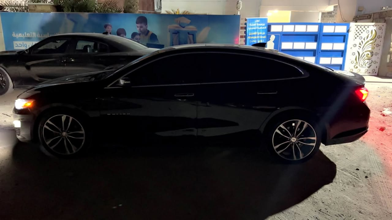 2000T 2020 السلام عليكم ماليبو
بيها بنيد مبدل نفس الون تفصيخ وحتى الدعاميه تفصيخ نفس الون
مابيها اي صبغ كل السياره بيها بارد بين البابين مسوي يم المندلاوي 
رقم بغداد ب اسمي 
ماشيه 75 الف ميل 
المواصفات بانوراما  وتبريد وتدفئة الكشنات وحتى المقاعد الخلفيه بيها تدفئه بل كشنات وسماعات Boss واشاير بلمري وكشن ذاكرة خزن ميموري لكرسي السائق 
وكيرها 9 نمر ATf
السعر 155
***********
