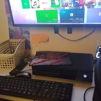 الدركسون للبيع مع كارتونه وجميع الملحقات + الاكس بوكس وان فات هوه وحوس...