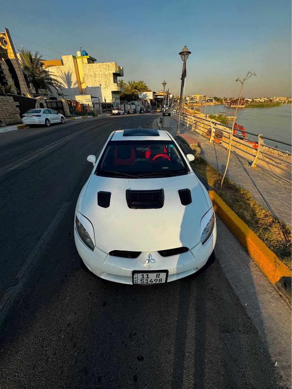 للبيع
سيارة مسيوبوشي كليبس 2009 Sport تك باب محرك 2.400
لون ابيض
شاشة كبيرة 
سستم صوت 
كشنات مخمل اصلي 
كاميرا خلفية 
كير اوتو نظيف جداً 
بجم زنون 
لايتات عدسات 
 سيارة مكفولة من ضربة والمحرك والكير وصبغ عام جمالية فقط كلشي نظيف بيها كلشي سليم تبريد ثلج السيارة نصبتها حلوة وشكلها حلو وكلشي جديد بيها وبيها نواقص بسيطة تعال شوف وتدلل ورقمها جديد بغداد بأسمي السيارة ثاني يوم احولك سعرها (75) ورقة وبيها مجال والله يوفق الجميع .
للتواصل  مكان بغداد
*********** بغداد, العراق
