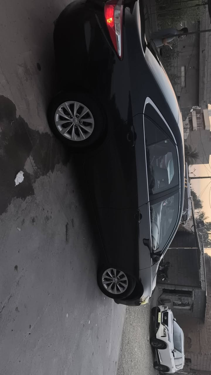 للبيع كامري موديل 17موصفات le ضرر بس بونيد بدون ايرباك ***********
