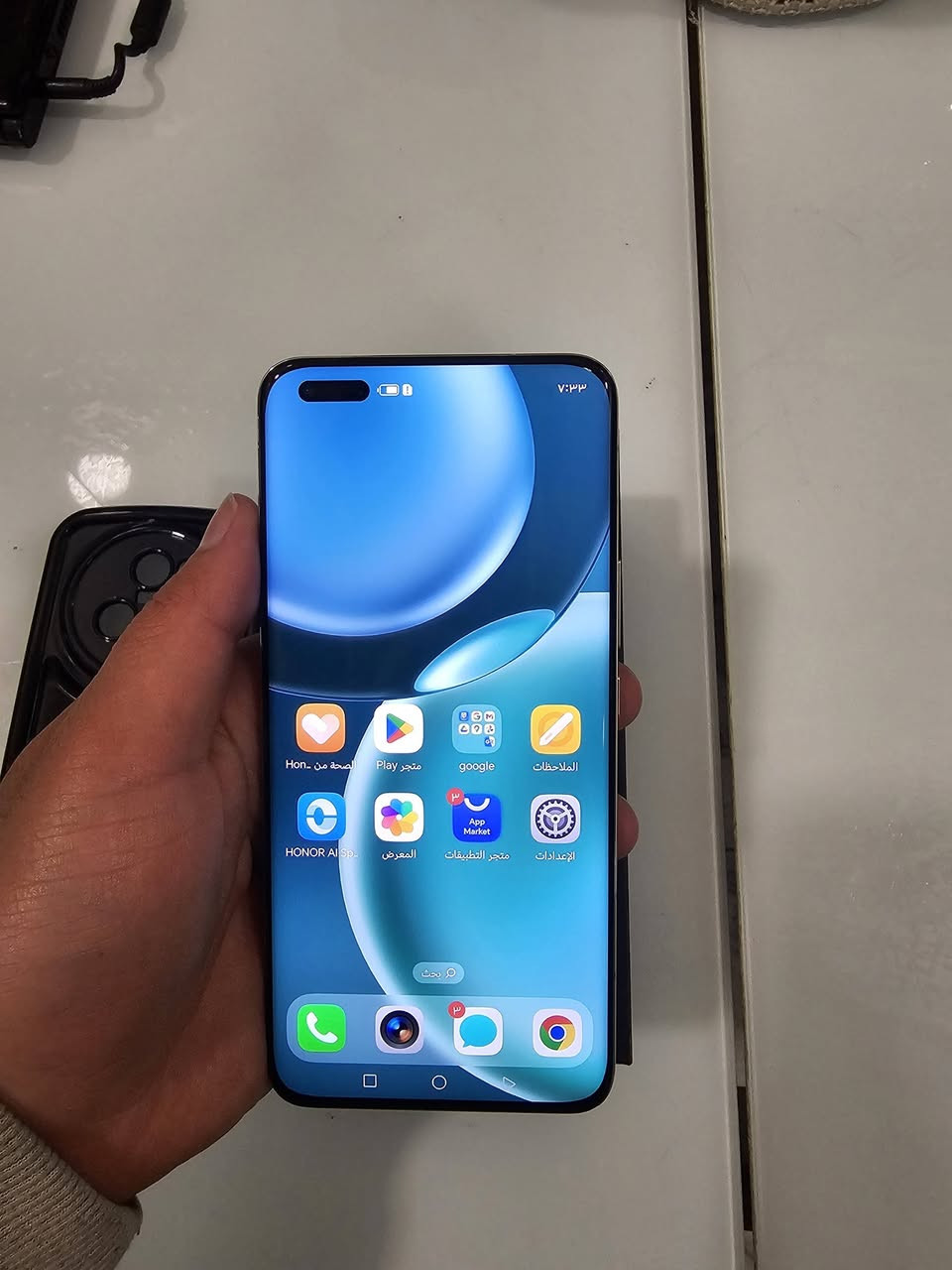هونر ماجيك 5 برو للبيع ذاكره 256 سعر 540 وبي مجال ***********
