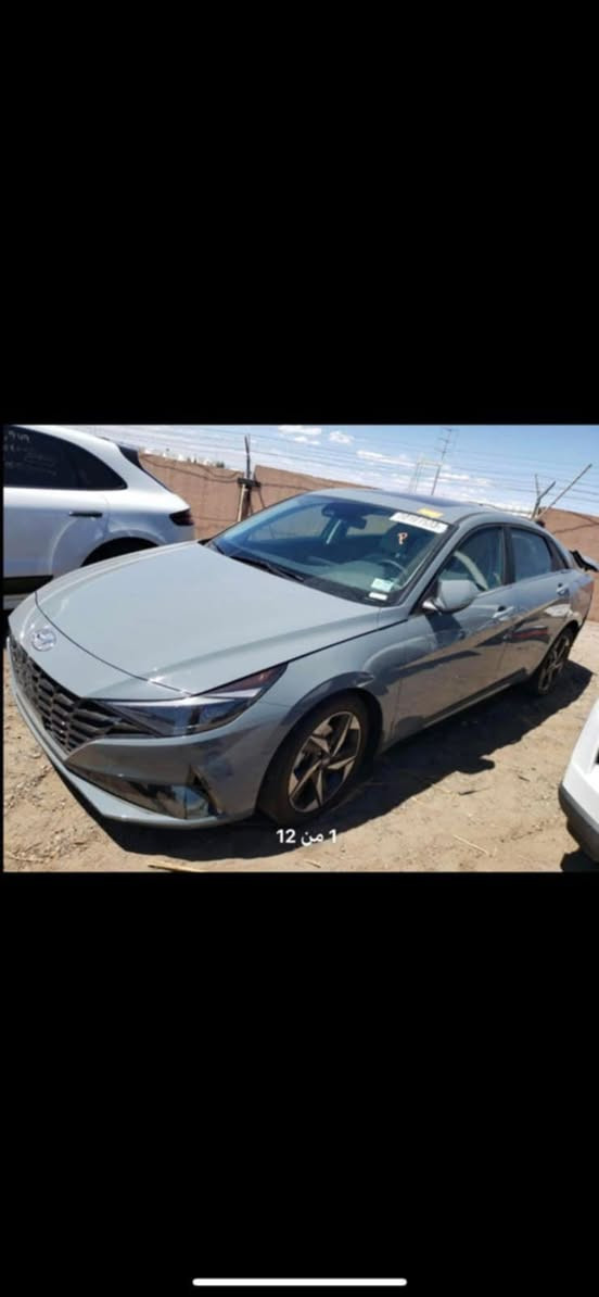 الانترا سمنتي مديل 2023  رقم بغداد لمتد فول فول مواصفات حادثها موضح بالصور  بدون دواخل بدون ايرباك بيها بالقمارة مال تحميل وهلال الجاملغ الخلفي بارد ماشيه ٧٢ الف 
مكان بغداد الكرخ حي الاطباء 
السعر 165$ 
رقم الهاتف ***********
