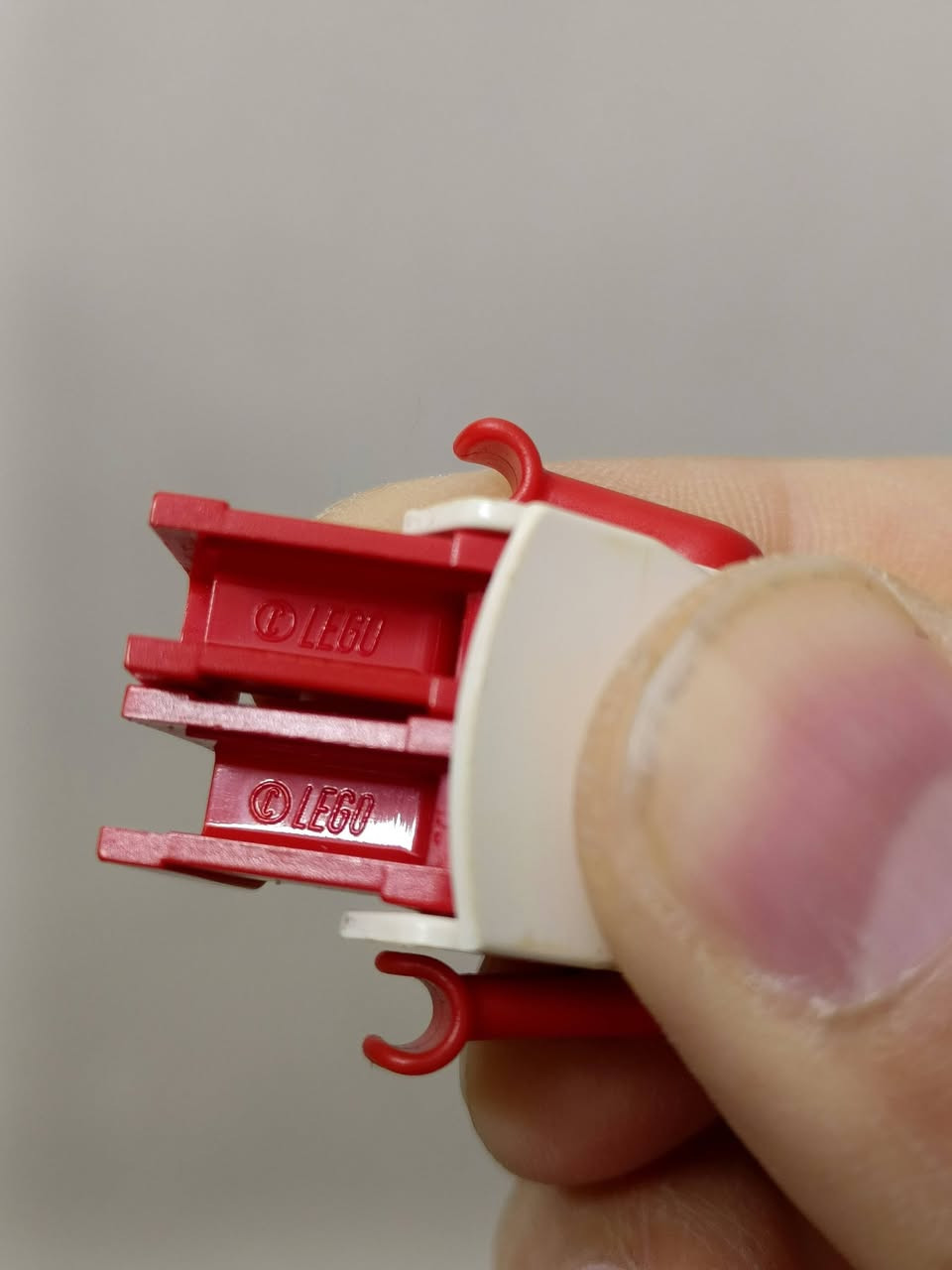 متوفر عدد مفتوح 
استفسار ع الخاص اخوان


**إذا كنت صاحب هذا الإعلان وتريد حذفه لأي سبب، رجاءا أرسل رسالة إلى الدعم الفني**