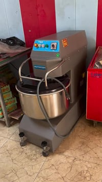 عجانة تركي • ما مستخدمة • الغزالية