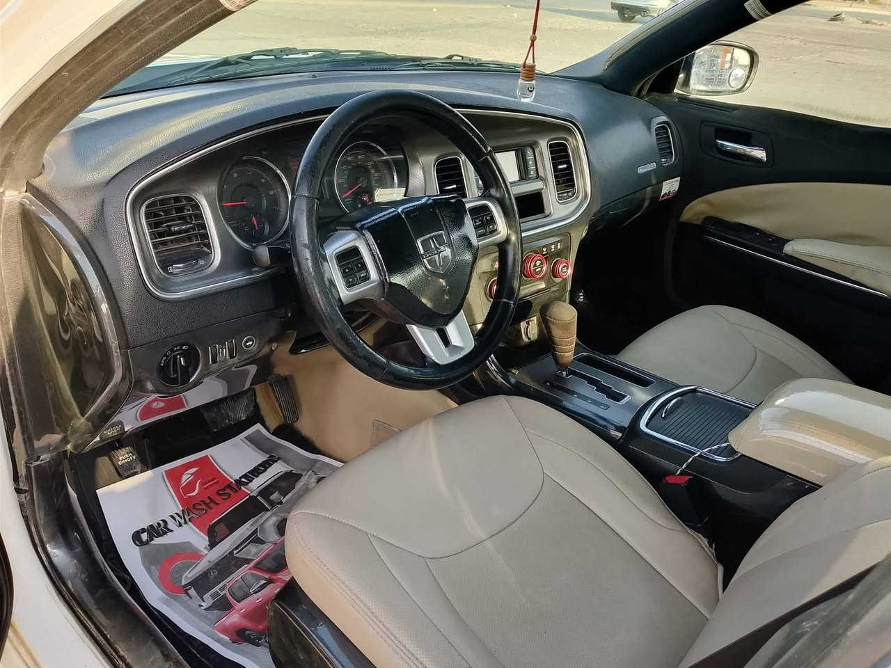 جارجر 011 للبيع 138 وبيها مجال
بسیط 
رقم بغداد ب اسم تحویل مباشر 
سیاره بصمه وجاهزه من کلثي 
مکینه وکیر واکسل 
تبرید ثلج +تدفئه 
حدادیه امامي وخلفي جدید 
تخم تایر جدید 
السونار مرفق بالمنشور 
السياره علیها ادامه کامله نوزلات وبلکات وفيت بم 
ومساعد 
مابیها ولا کلوب مشتغل بالدشبول 
لتفاصيل اکثر ***********
