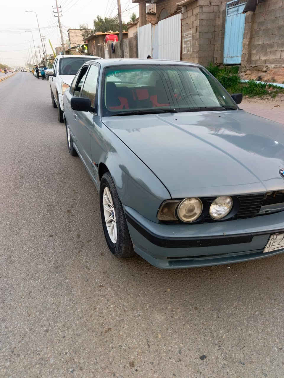 بي ام دبليو للبيع معمره جديد مكينته خير من الله مال كصه كلج رياضي جوبلسات تصعد وتنزيل سيارة خير من الله تجي شوف بعينك رايدهه 55 بيه مجال ***********
