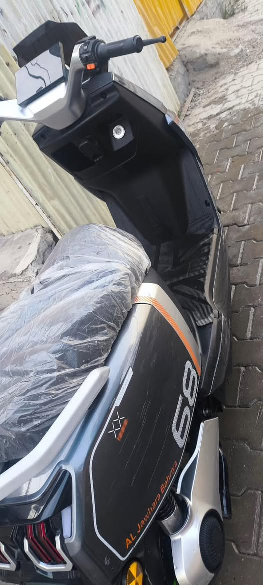 السلام عليكم
دراجة شحن دراجه نظيفه كلش وجديده ماصار شهر ونص من ماخذيها بيها بعض الشخوط بالكفرات الجوه شاحنتها موجوده ماشيه 4000km

دراجه نظيفه كلش الجديده مالتها بمليون و100 

بطارياتها بعدهن جديده ومامفتوح كلشي بيها 

الدراجه سعرها 700 
للتواصل ***********
مكاني الشرطه الخامسه
