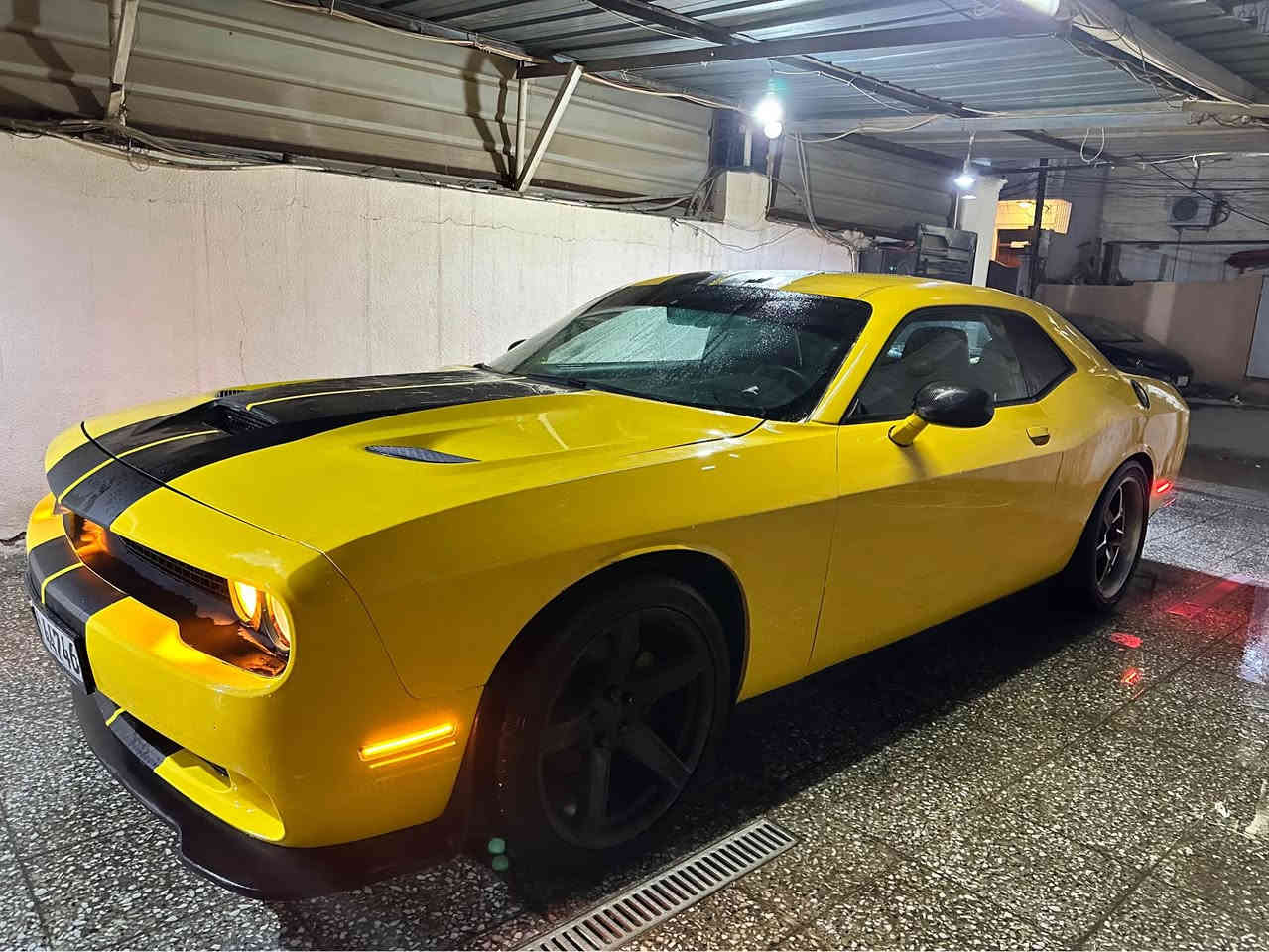 السلام عليكم شباب 

جالنجر 2017 للبيع او مراوس 

السياره فول مواصفات فقط بدون فتحه 

جاهزه من كلشي مابيهه اي نقص 

رقم بغداد بسمي 

ضرر السياره موجود بل منشور 3 قطع صفحه السكن فقط  

للاستفسار ***********

بغداد الصليخ بغداد, العراق
