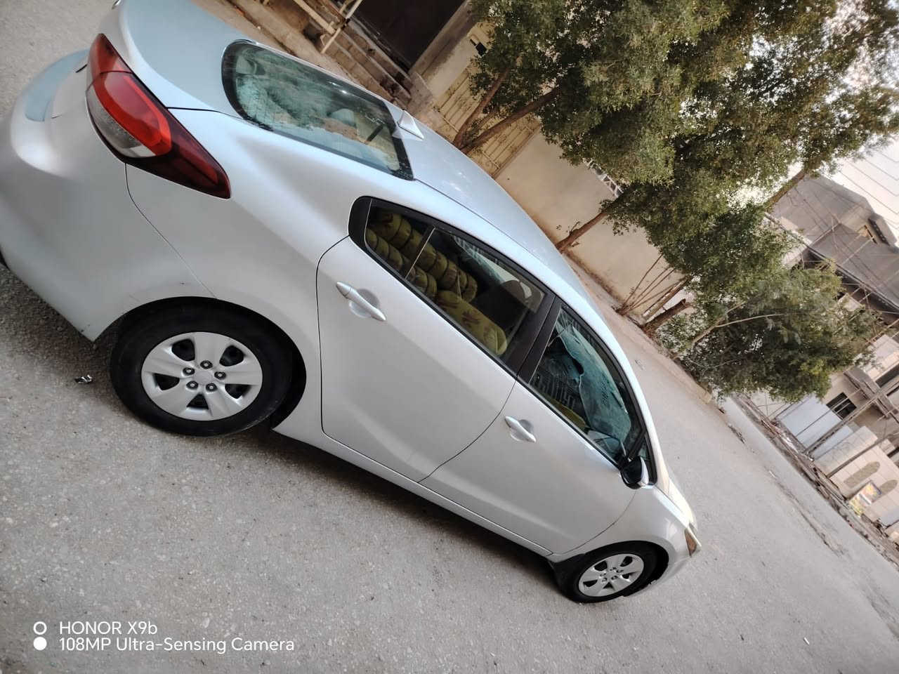 فورتي 17 حادث فقط لبنيد بدون داخل للبيع سعر 120 عنوان كربلاء ***********
