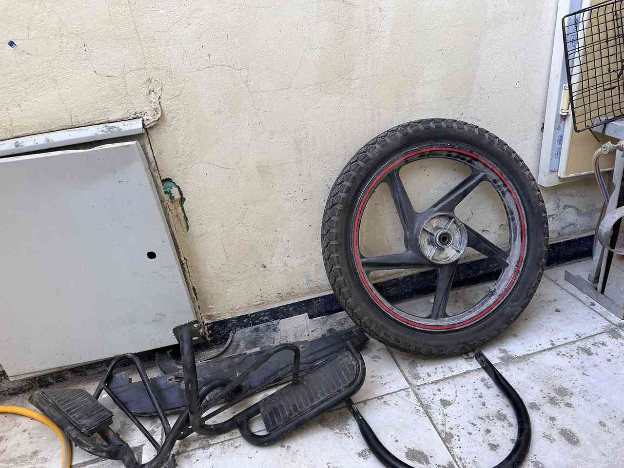 ويل دايوان نفخ خلفي حجم 18 سعره 30
صينيه دايوان نفخ ب 10
سبايدر خلفي ب 10 جديد
دواسات ب 15


**إذا كنت صاحب هذا الإعلان وتريد حذفه لأي سبب، رجاءا أرسل رسالة إلى الدعم الفني**