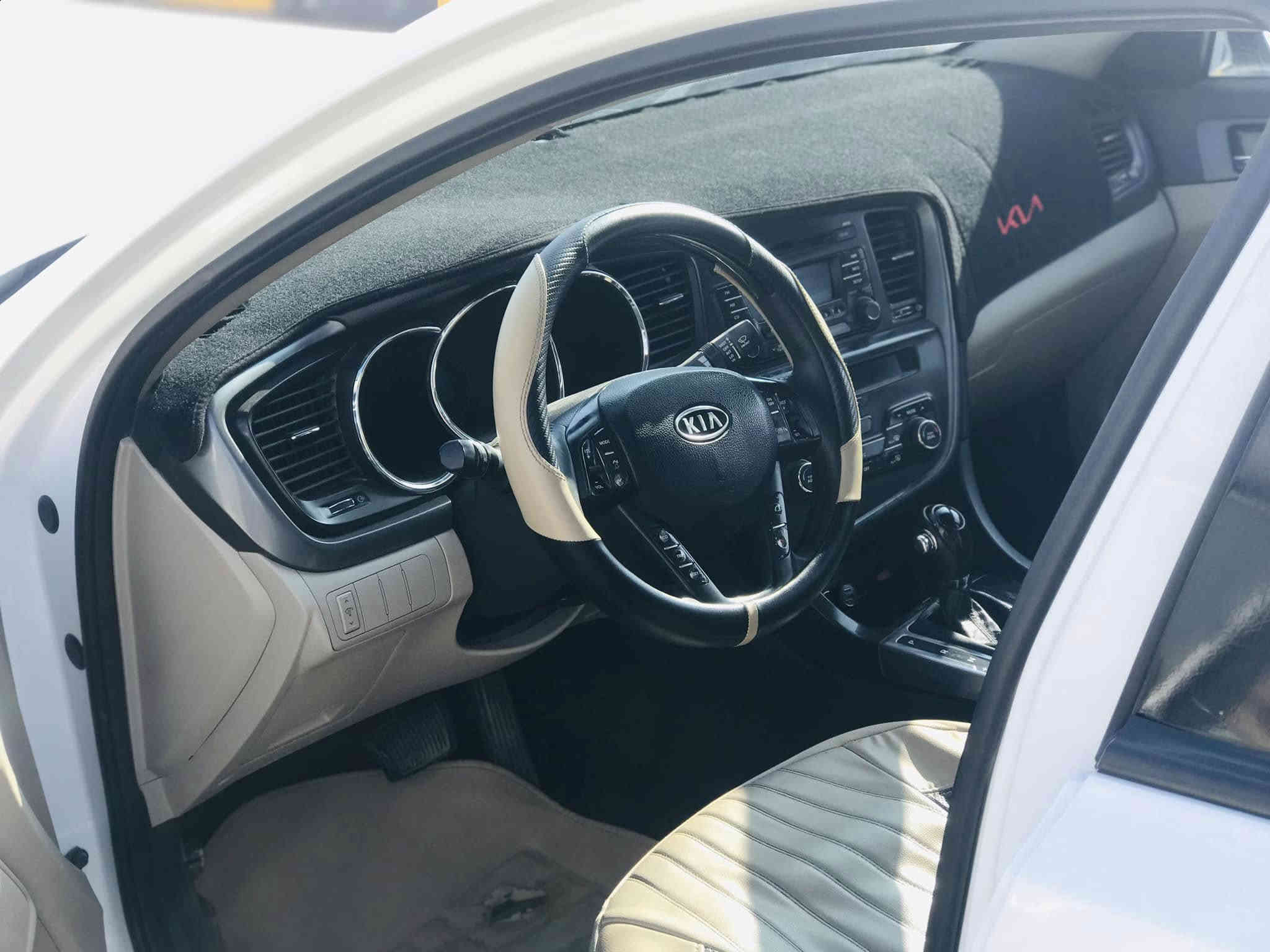 كيا اوبتيما 2012 خليجي فول 

بدون صبغ 
مكينه حجم 2400 مفتوحة شرط لاصرف لانفخ 
رقم دهوك سنوية ساقطة شرط التحويل من الشرعي 
ماشية ١٧٥ الف 
مواصفات فول 
بصمة 
بانوراما 
ويل كروم
كشن كهرب 
كشنات جلد
تبريد ثلج 
طخم تايرات جديد 
السعر 125 ورقه 
مكاني بعشيقة 
***********
