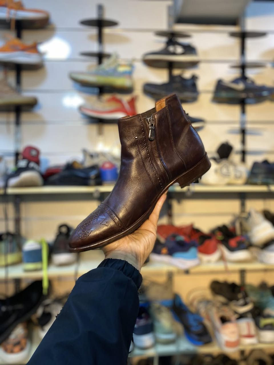 تم وصول بوت باله اصلي ( جلود طبيعية ) و ماركات اصلية 

العنوان حلة شارع مقام رد الشمس مجاور مطبعة بسمان 
 
 ً يتوفر توصيل لجميع محافظات العراق   ً 

 الاستفسار  واتساب 📞✅
***********📞
