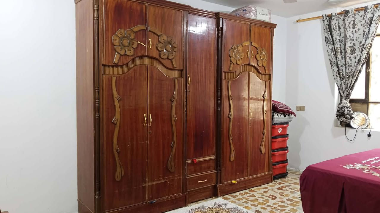 غرفة صاج عراقي للبيع 🔥
- نضيفة جدا
- السعر: 750 الف وبيها مجال
- الموقع: بغداد - حي الخطيب
- للتواصل: اتفضل خاص
- مع جزامة احذية و زاوية


**إذا كنت صاحب هذا الإعلان وتريد حذفه لأي سبب، رجاءا أرسل رسالة إلى الدعم الفني**