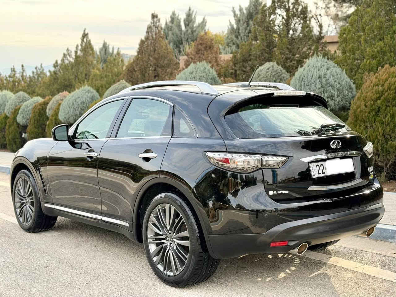 NISSAN INFINITI QX70  2017 LIMITED

نيسان انفنيتي ليمتدد  ٢٠١٧

سعر مناسب مستحيل نظافه بي هيج سعر ١٦٨ ورقه مجال

ملاحظه : سياره قطعتين بس كلير بعد شخت باردحتي رصعه مابيها بشرت سونر موجود سياره جديدا١٠٠/١٠٠ 

فول فول مواصفات
سلايد
٦سلندر تنفس تبيعي
دواغل اللونين اسود او كريمي
كشن جلد و كاربا
كشن خزن وتدفية و تبريد
فور ويل 4X4 
شاشه و ٥ كاميرا
رادار امامي خلفي ورادار شارع
تحكمات ستيرن
ماشي ١٧٠ الف كم
بعد مواصفات انفنيتي معروفه ..........
سياره كلين تايتل مابي حادث ولا ارباك مابي شي بس بي العراق قطعتين كلير باب سايق او بونيت بدون دواغل بدون ارباك بس كلير بي سبب شخت بسيط و بعد صابغين 

گير محرك تاقم صدر تبريد تدفيه كله بشرت محرك مامفتوح

سنوي رقم جديد بي اسمي سياره تحويل مباشر 

سعر سياره مناسب  ١٦٨ ورقه بيها مجال 

مكان سليماني 

***********
***********
___________________________________________
NISSAN INFNITI QX70 LIMITED  2017
فول فول مواصفات 
سلايد
٦بستون بى توربو
ناو دوو ره نك ره ش و كريمى
كوشن جلدوكوشن كاره با
كوشن ساردو گه رم و خزن
ده بل اكسل 4x4
شاشه و ٥ كاميرا
رادا رو خه تى جاده بيش و دوا رادار
حاسه ى بيش و دوا
سوكان فرليوم و تحديد سرعه
١٧٠ هه زار كم روشتوه
له گه ل زوور مواصفاتى تر............

سه ياره كه كلين تايتل داغل بووه ليره دوو بارجه ى بووه به بوياغ بى ناوكرتن بى ارباك حاديثه ى نيه بى ئه وو دوو بارجه يه سه ياره كه شخت و ساردوو جاليشى نيه به شه رتى سونر

گيرو مه كينه و تاقم بيش و ته بريدساردو گه رم به شه رت 

سه نه وى ره قه مى تازه يه به ناو خومانه ته حويل به شه رت

سعر ١٦٨ ورقه و مجال 

شوين سليمانى 

***********
*********** السليمانية, العراق
