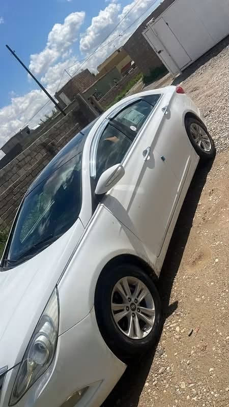 سوناتا ادوات كص 2010 فول مواصفات بصمه أبواب تشغيل بونراما
محرك 2400 دوش المرغوب 

دبل امامي طاگ

بدون لوحات 

كير محرك شرط 

تبريد تدفئه كهربائيات كلها شغاله 

47 وبيها مجال 

اتصل وتدلل ***********

مكاني الزويه
