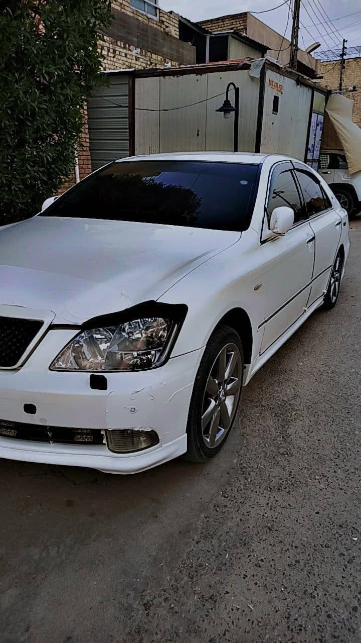 شاهينه 2005
اثنه رياضي
ويل 18 جدد
تايرات جدد 
كصه قماره
3 دكم
دواخل اسود
اسبير جديد
6 بصمات
البصمه السوده
محرك ديفور 2500
شاصي 80
الدواخل متعوب عليه +مرتبه
لايت زنون عالي وناصي
كشافات زنون
حداديه خير من الله 
مشط جديد ابلاد مو محور
متعوب عليه
متومه وكامله ارقام وسنويه
السعر 60 وبيه مجال
الرقم ***********
