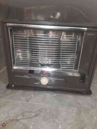 صوبه للبيع نضيفه وشغاله اخدجديده السعر ٧٥ التصال ٠٧٧٢٨٢١١٣٢٢