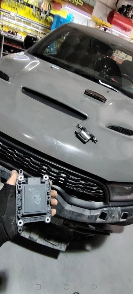 ⬅️ صيانة وبرمجة رادارات أمامية وخلفية (ADAS) 
🟥 NISSAN KICKS 2025
🟥 CHEVROLET BLAZER 2026
🟥 Dodge Dorango 2024
🟥 Hyundai Sonata 2023
✔️ إعادة برمجة النظام وضبط المصنع بالكامل
✔️ معايرة دقيقة حسب معايير الشركة
✅ نستخدم أجهزة وبرامج الوكالة الرسمية
✅ المعايرة تتم بجهاز ADAS IA900WA المدعوم بكاميرات الليزر
الجهاز متوفر حصراً في ورشتنا داخل كركوك
📍 خدمات حجي وليد البغدادي
كركوك – شارع المطار – قرب كراج بغداد
معن ***********
علي ***********
