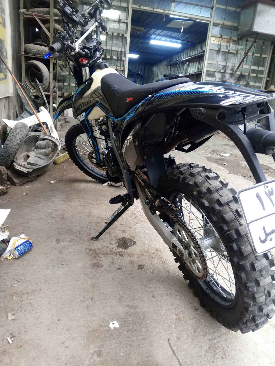 سلام عليكم دراجه قفاز اكس موتو 
مكينه 300 زيرو ماشيه أقل الالف 
اول تبديله دهن مكاني شعب 
سنويه ولوحات 2 تحويل ثاني يوم
***********
