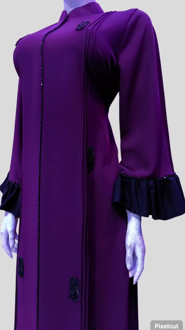 عبايه بالشكل جبة نسائية لون ماروني 
قماش تركي صيفي بارد ❤❤
قياسات/S,,M,,L,,XL,,XXL  🧿🧿🪬
لحجز مراسلة الصفحة او على واتساب👇👇
 🚗🚗🏍🏍 📱📱📱📲***********
علما ان خدمة توصيل خانقين وجميع المحافظات
العنوان/خانقين شارع مزرعة🚗 مجمع روتانا 👍
طابق السرداب محل 6 💃💃أزياء رائد💃💃
