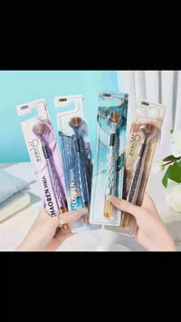 فرشاة طوبي ثلاثية • ٣٠٠ قطعة • ١٧ كارتون