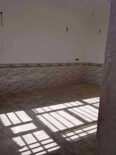 بيت للبيع بعده محد ساكن بي كامل من كلشي وجاهز للسكن طابو زراعي يتكون غرفتين صاله
استقبال. مطبخ حمامات. #بيت_مرتب_سعره_60_الشهابي_الثالثه

*********** مساجه500

***********
