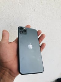 ايفون١١ برو ماكس • ذاكره٢٥٦ • مبدل شاشه