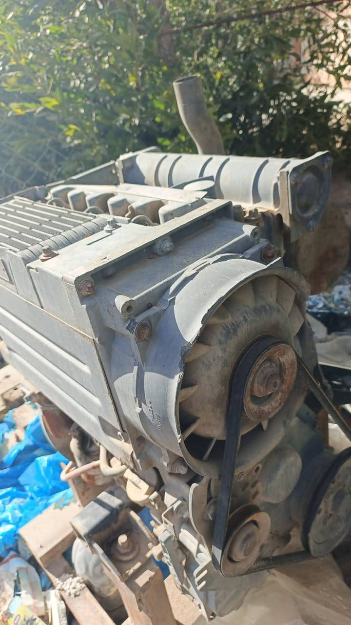 سلام عليكم 
محرك للبيع دويز الماني 3 بستم موديل حديث 2011 سابقا مشتغل مولد كهرباء 
مكفول من التصليح وشرط الشغل 
السعر 8 ورقات 
العنوان كربلاء 
*********** اتصل أو  وات ساب
