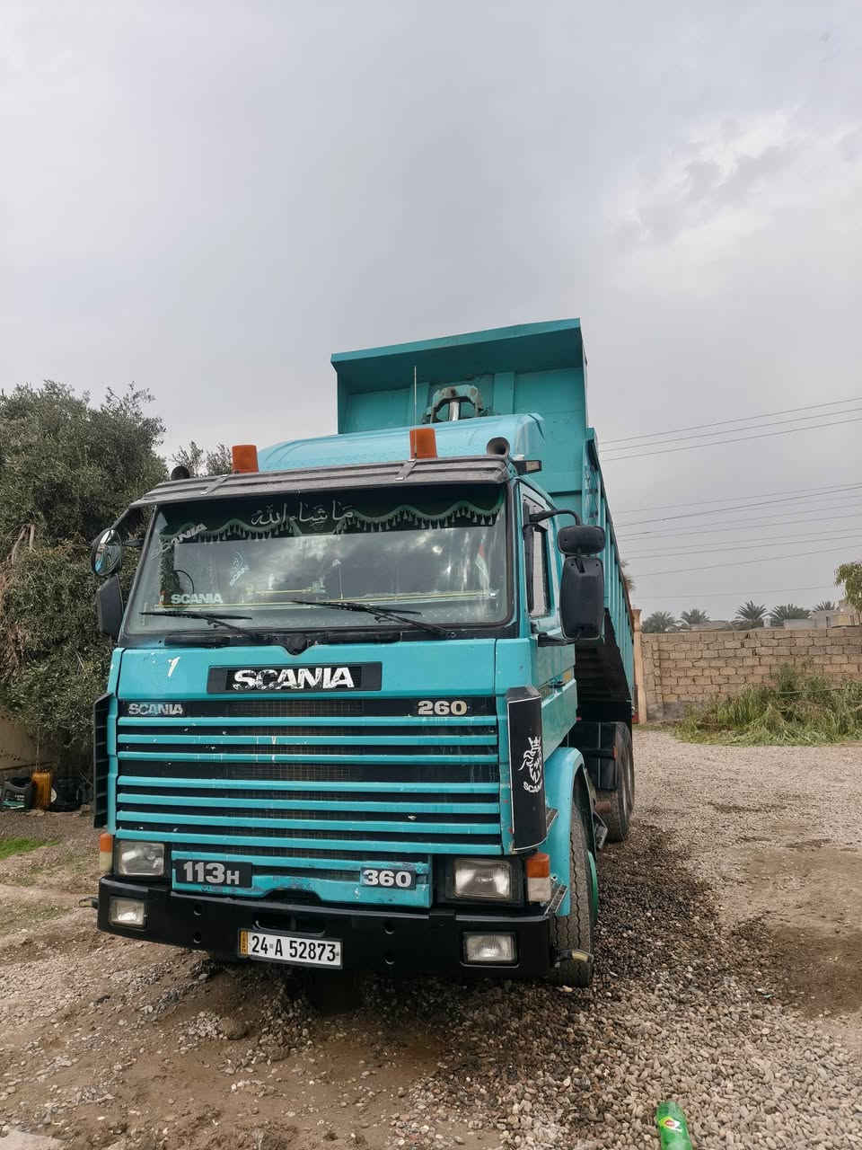 السلام عليكم
سكانيه 113 محرك 12.5
موديل 91بسنويه88 
رقم دهوك  سنويه تاريخ الانتهاء 28
اطارات الاماميه جدد الباقي نص عمر 
السياره جاهزه ماناقصه شي 
السعر الاتصال ***********
