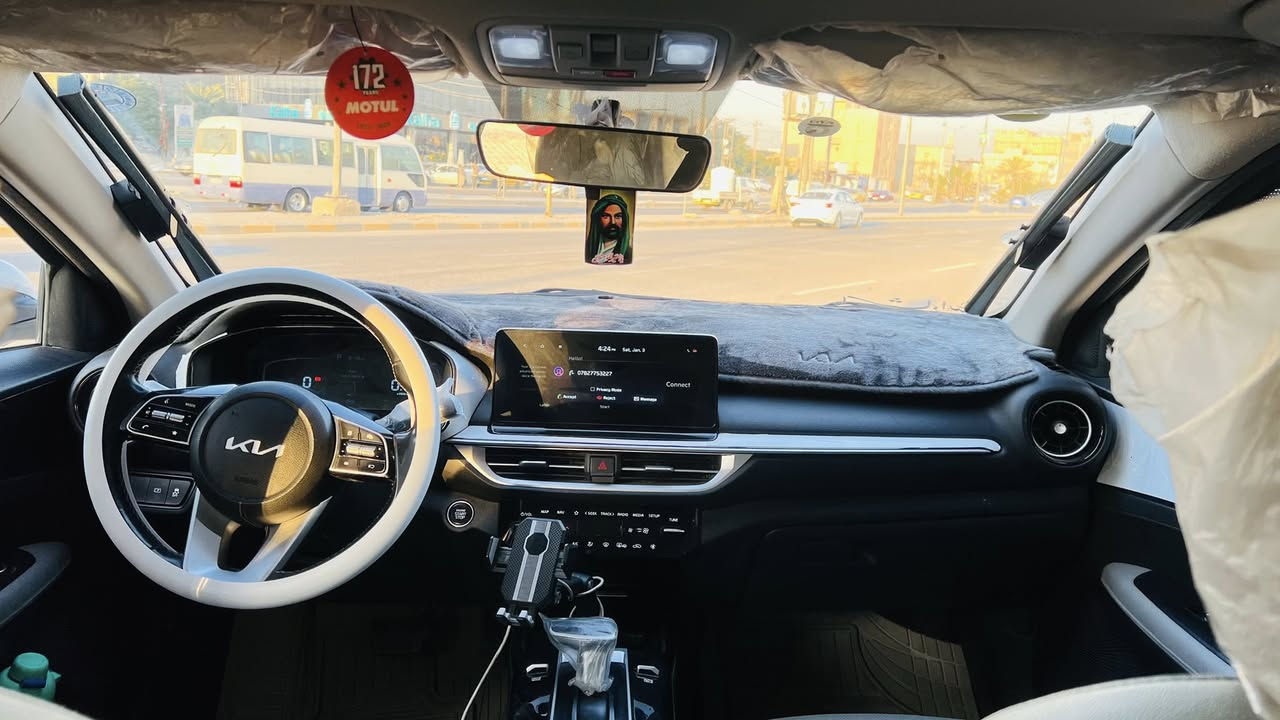 السلام عليكم.
كيا كي ثري K3 موديل 2022

الإصدار الاول تجميع الصين

فول  مواصفات

.

محرك 1500 دبل نوزل كير 8 نمر 

رقم اربيل  + تريد وكالة او تحويل 

 ماشية “ 52 الف 

 

🔴المواصفات 

✅️فتحة

✅️شاشه كامرة 

✅️تبريد قطعتين + لمس

✅️تحكم ستيرن جهتين 

✅كروز ️مثبت سرعة 

✅️بصمه 2 أبواب و بصمه تشغيل

✅️شاحن تايب سي شحن سريع 

✅️كير طياره 

✅️يدات نيكل 

✅️شاشه بالكير

✅️لايت لد زينون 3 عدسات متحركة + الخلفي هم لد متصل 

✅ أشاير لكزس️ متحركة 

✅المري الجانبية بيها ️اشاير + هيترات 

✅️صندوك ذكي بصمة ( يفتح عند الاقتراب )

✅️سايد بريك بصمة

✅️أوتو هولد (auto hold)

✅️درايف مود 4 وضعيات

✅️(sport+eco+smart+comfort)

شاشة عداد دجتل 

وبيها بعد مواصفات 

السيارة بيه شبر بلجاملغ الخلفي موضح بلصوره

السعر (139) وبيها مجال لشراي 

للأستفسار اكثر التواصل على والواتساب 

(***********)

مكان السياره النجف . 📍
