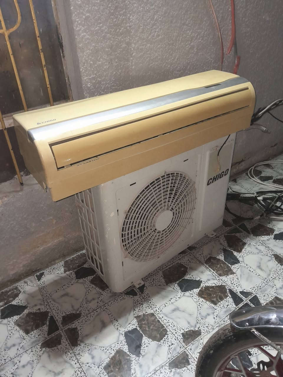 سبلت طن ونص للبيع العام شغال بس هسة نزلته اريد اشيل ماعرف بعد يشتغل لا افحص وشوف مكاني كربلاء***********
