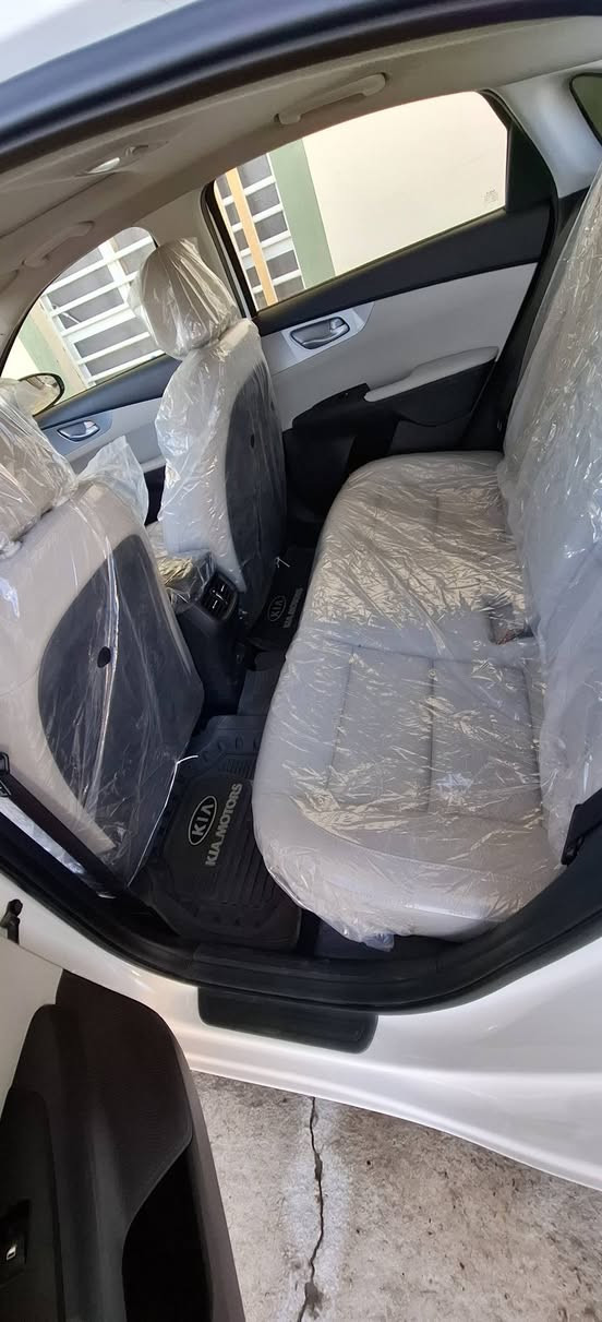 سيراتو  '''٢٣ خليجي كفالة عامة مكينة ٢٠٠٠ رقم أربيل دولي تريد تحويل تريد وكاله السيارة ماشية اقل ال٥٠ مواصفات السيارة فول عدة البصمة  مكان السيارة نجف رضوية
***********
***********
#السعر١٨٠ وبيه مجال بسيط
