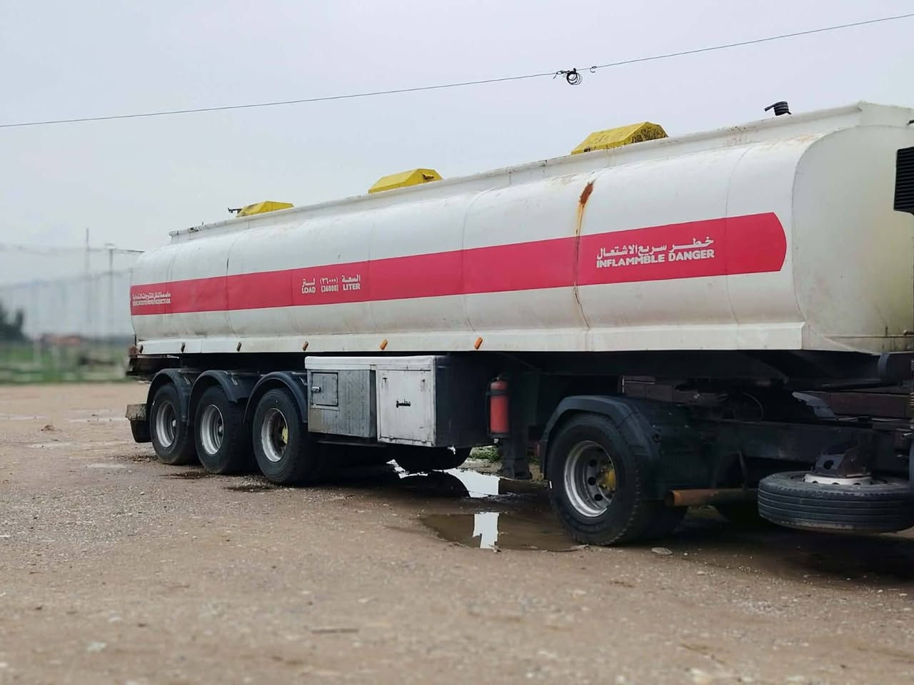 السلام عليكم
سكانيا لبيع
حجم ٤٥٠.    ١٤٣
محرك شرط لا صرف ولا نفخ
رقم نينوى ألماني بسمي تريد تحويل تريد وكاله
طونج جاهزه السياره من جوه الشقل
بيه صبغ صفحت السكن
شاصي شرط كير وكسن بشرط
طخم تاير
تانكي سبرنك دناكير سكانيا
السعر اتصل على الرقم ***********
المكان القياره دور القاعده
