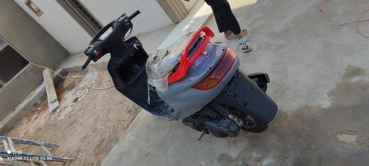 سلام عليكم درجه فراشه للبيع جاهزه سلف هندر كهربائيات تايرات بس باتري كعد مكينه مفتوحه بس مكفوله مكاني مجمع الاميرات سعرها 375 سبب بيع محتاج فلوس *********** بي وتساب و بخدمتكم
