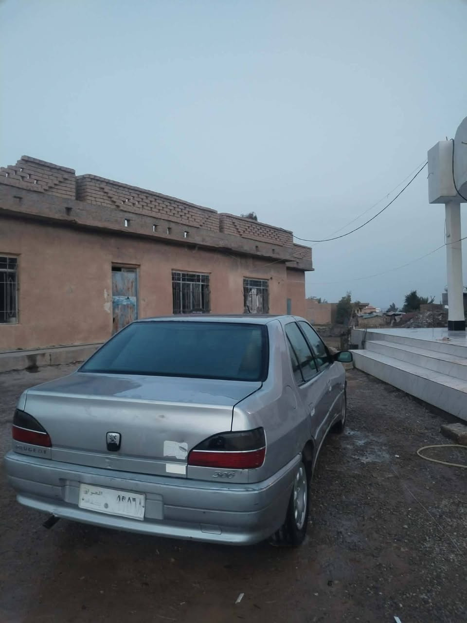 بيجو حره 2001موديل بيع مراوس يرهم***********
