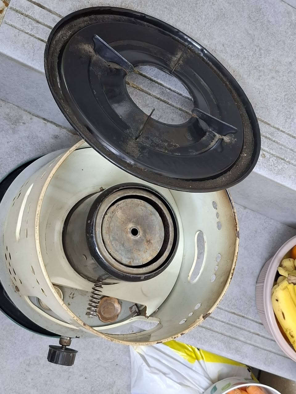 جولة حجم كبير فتيلتها مال صوبة فوجيكا للطبخ وللتدفئة
سعرها ٢٥الف للاتصال ***********
