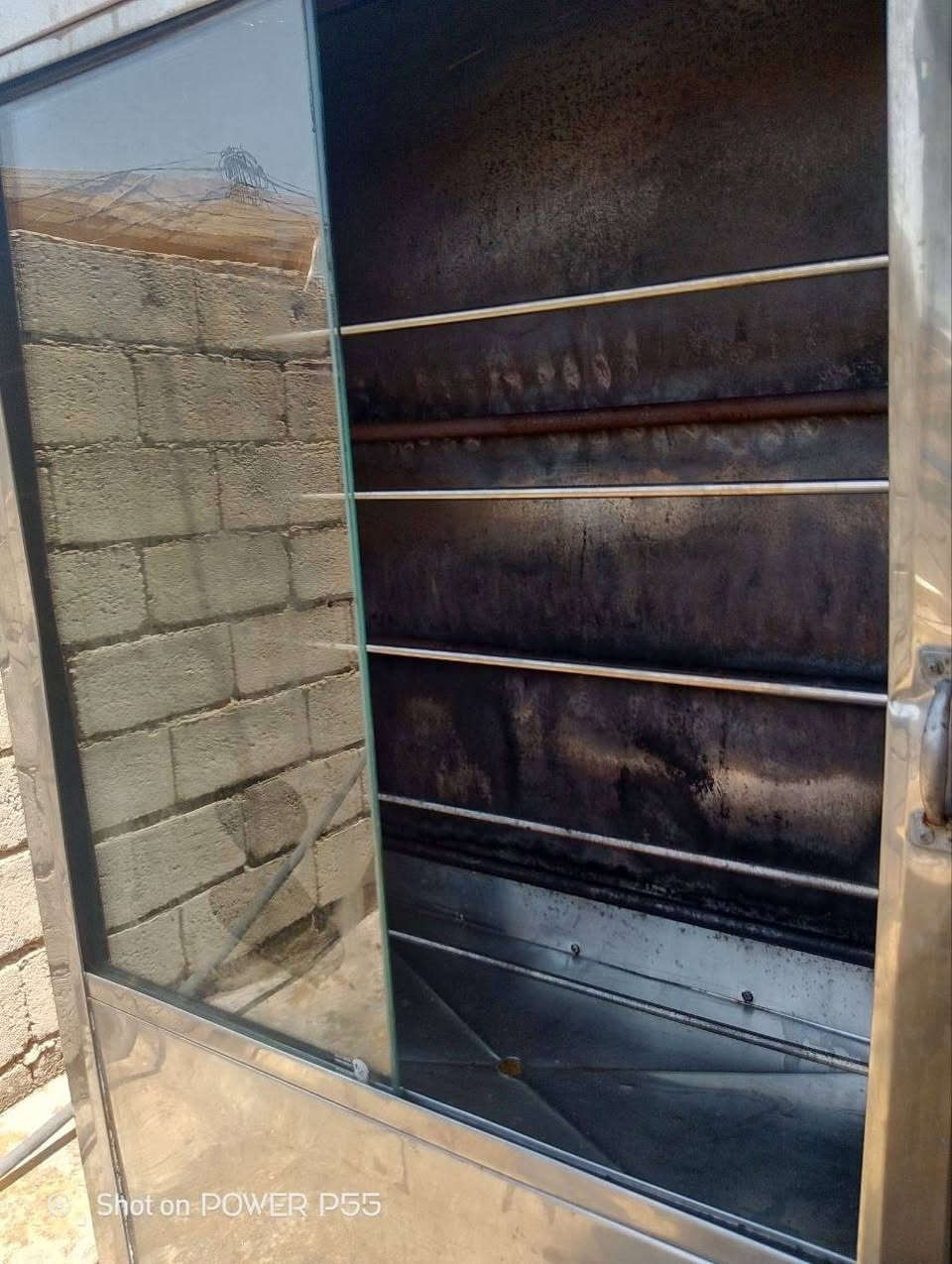سلام عليكم شوايه دجاج وكص للبيع نضيفات ومرتبات سعر ثنينهن 500 وبيهن مجال شي قليل مكاني ديالى الغالبيه للاستفسار ***********
