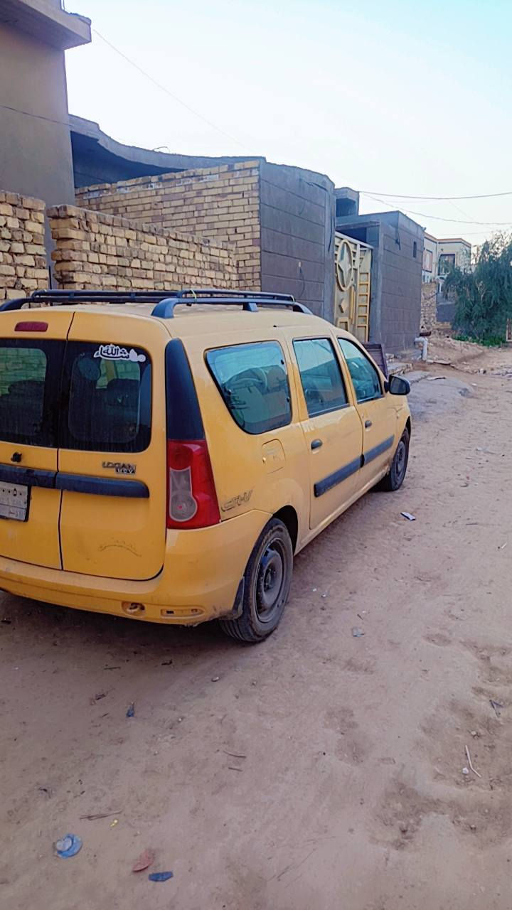 سلام عليكم رينو 2011 رقم واسط رقم مميز كير جديد مكينه بيه خيط بخار توه بادي حداديه جديدة تخم تاير جديد دواخل حلوه السيارة مكفوله فقط بس جاملغ الامامي صوب السايق مبدل والباقي مكفول راعيها يريد مداور سيارة حلوه وجاهزه شغل واطلع وين ماتريد كهربائيات كلها شغاله تبريد شغال بيع او مراوس حسب القناعه عنواني الديوانية قضاء غماس السعر 50 وبيه مجال رقم تلفوني *********** بي واتساب اتصل وتدلل
