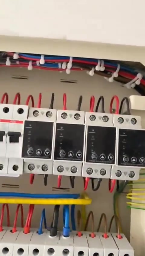 👷‍♂️ كادر المهندس لتنفيذ كافة أعمال الكهرباء الداخلية والخارجية
🧰 تنصيب وبرمجة بوردات السيطرة (Control Panels)
💡 صيانة وتحديث الأنظمة الكهربائية
🔧 كشف أعطال وتأسيس كامل للشقق والبيوت
📐 تنظيم الأسلاك وترتيب داخلي احترافي
🚨 ربط أجهزة الأمان وقطع الحماية

📲 للتواصل: ***********
📍 الخدمة داخل وخارج المدينة

💯 دقة في العمل – التزام بالمواعيد – أسعار مناسبة
