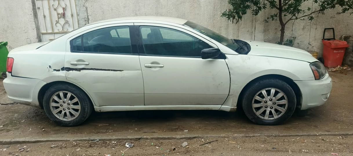 مسبوشي كلنت حرة للبيع رقم بغداد مشروع وطني مصبوغة حزام صدر جديد تايرات جدد تبريد شغال ثلج السعر٧٥ وبيه مجال للشراي للاستفسار*********** المكان مدينة الصدر
