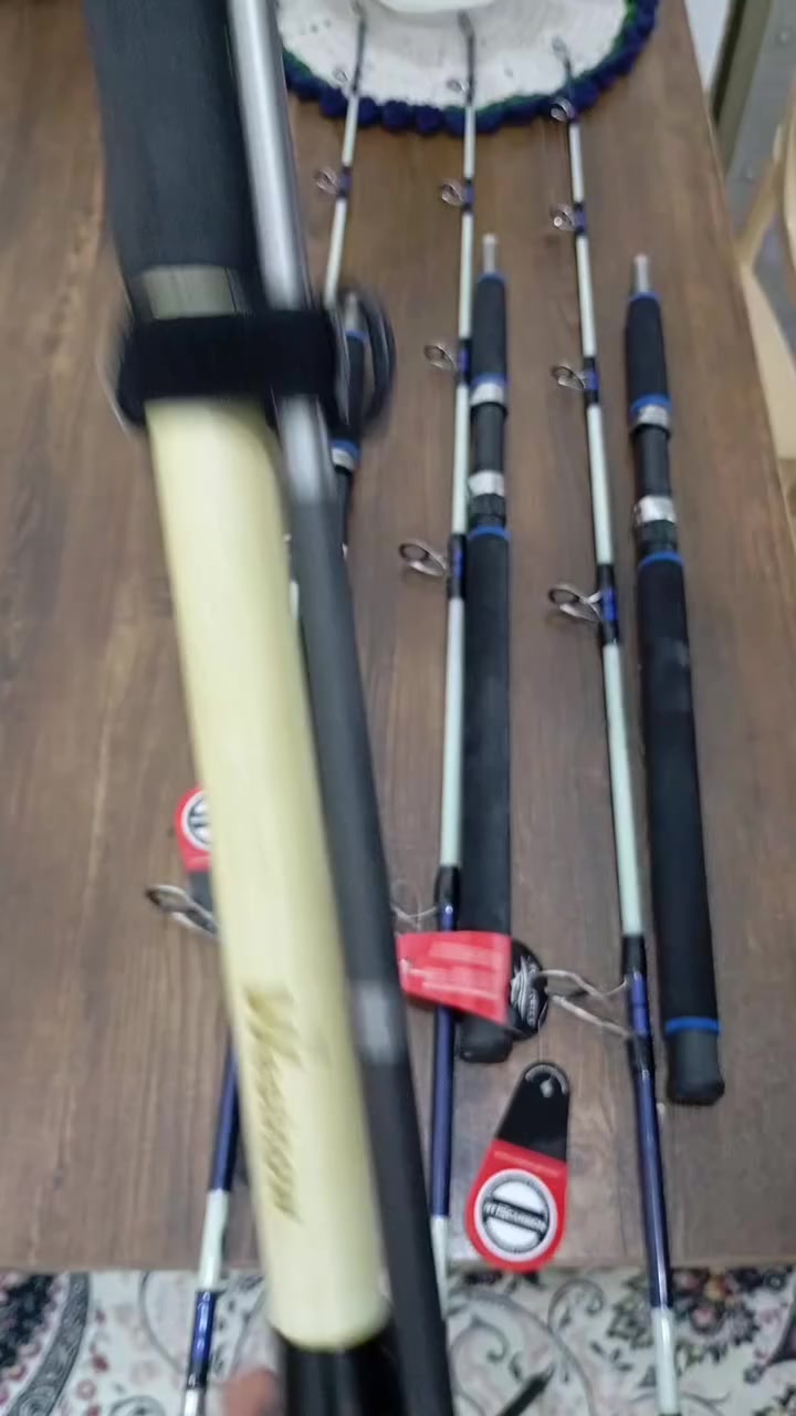 اعواد جديده
حيدريات عدد 3 جديد كارتون 
طول 165/كاست من 80/120
انتر لاين طول 270/صلابه 80 
الحيدريات عله 30 الف
الانتر لاين 60 الف
تفاصيل اكثر وتساب 
***********
