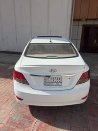 اكسنت 2011 مضلع 1600 خليجي بيها  3 قطع صبغ  وقطعتين تبديل  ماشيه 170 ا...