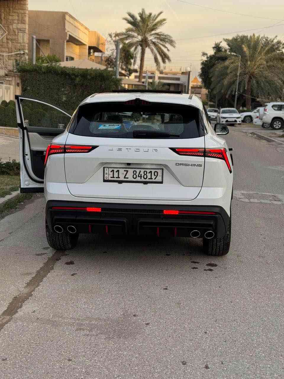 السلام عليكم 
جيتكور داشينك 2025 لون ابيض رقم بغداد ماشية 12 الف كيلو مكينة 1600 
مكفولة كفالة عامة بعدها بضمان الشركة 
فول مواصفات اعلى فئة مكان السياره زيونة السعر (27،500،000) عراقي بيها مجال بسيط الرقم للأستفسار (***********) Colombo, Sri Lanka
